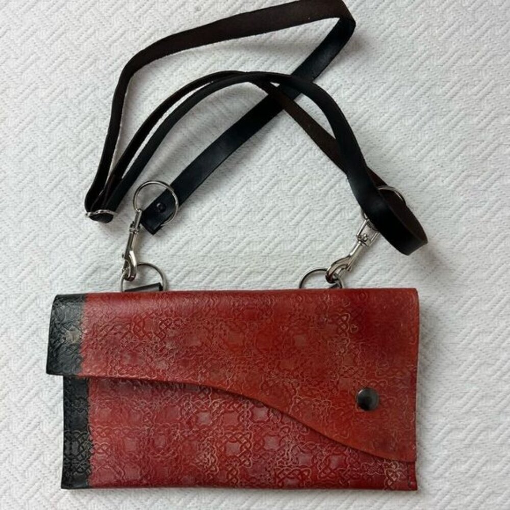 Artisan Vintage Embossed Artsy Leather Purse Crossbody Clutch Bag Red Steampunk